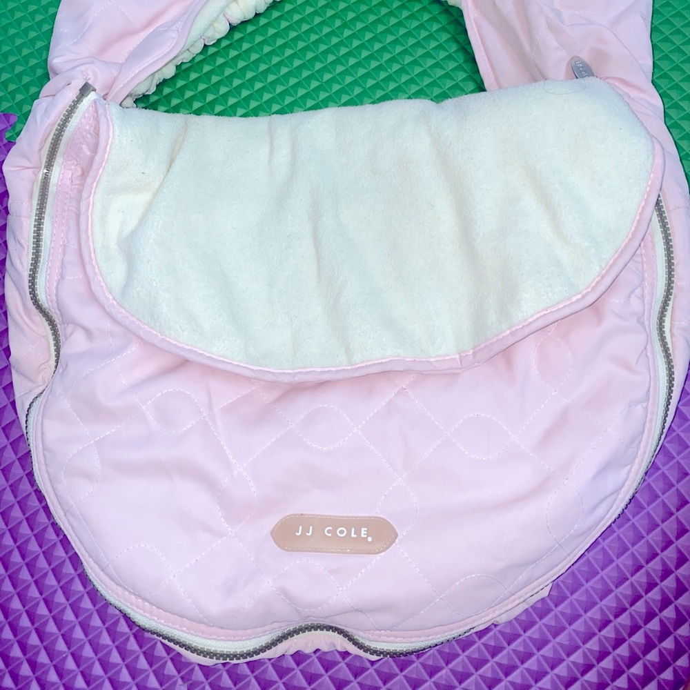 JJCole car seat cover